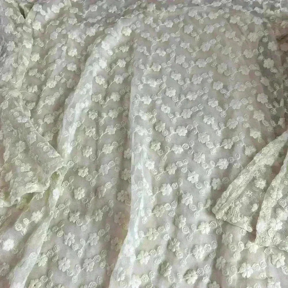 NWT Adorn Floral Lace Ivory Tunic Top S – Romantic Bell Sleeve Boho Blouse - Picture 4 of 9